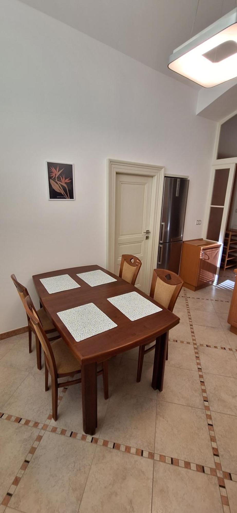 Center Thomas No1 דירה *